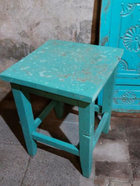 Oude Vintage Hongaarse Houten Krukje Tafeltje Turquoise