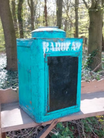Oud Vintage Kroepoekblik Vensterblik Turquoise