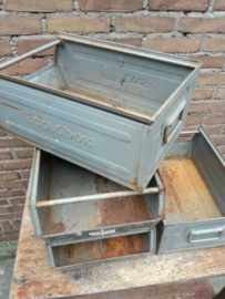 Oude Vintage Industriele Stapelbak Magazijnbak Grijs