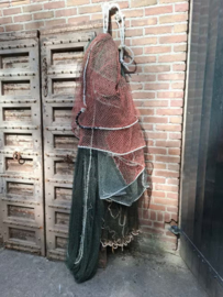 Oud Vintage Visnet Zwart Steenrood