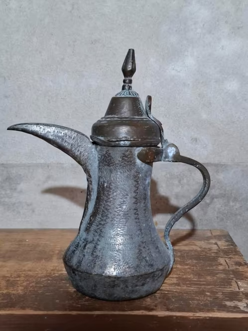 Oude Antieke Koperen Turkse Dallah Koffiepot