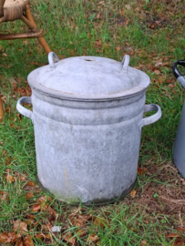 Oude Brocante Zinken Emmer Teil met Deksel