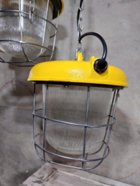 Oude Vintage Industriele Hanglamp Bunkerlamp Kooilamp Mais Geel