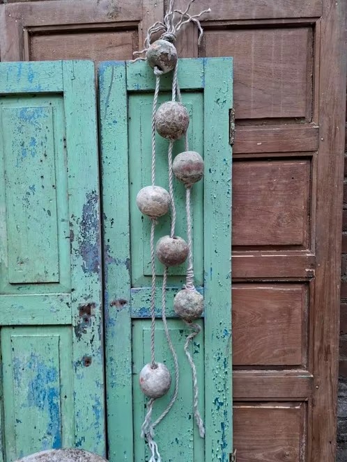 Oude Vintage Visnet Drijvers aan Touw