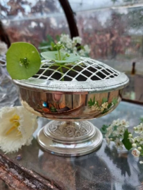 Oude Brocante Engelse Pique Fleur Flowerbowl Bloemensteker Kristal