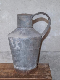 Oude Brocante Zinken Kan