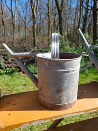 Oude Brocante Zinken Gieter