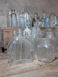 Oude Antieke Set Flesjes Glaswerk Bodemvondst WO2 Parfum