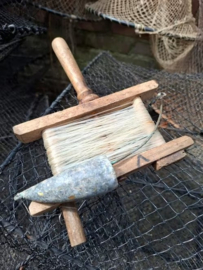 Oude Vintage Houten Hand Vislijn Haspel Zweden met Lijn