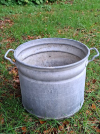 Oude Brocante Zinken Emmer Teil met Deksel