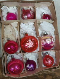 Oude Vintage Kerstballen 7248 Doosje Roze