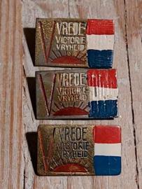 Oud Bevrijdings Speldje WW2 WO2 Vrede Victorie Vrijheid