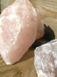 Roze Ruwe Rozenkwarts Steen - Mineralen Ruw 700-900 gram