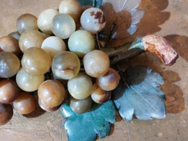 Oude Vintage Mineralen Edelstenen Druiventros  Agaat