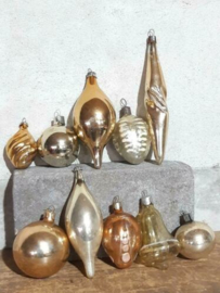 Oude Vintage Kerstballen 5673 Doosje Goud Zalm