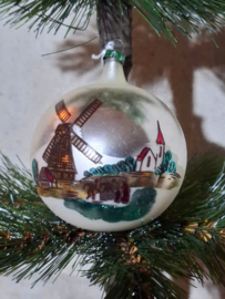 Oude Antiek Vintage Kerstbal 9744 Zilver Kerkje Molen