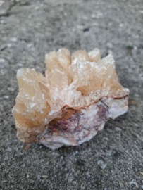 Cluster Ruwe Aragoniet - Mineralen