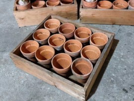 Oude Brocante Houten Kistje met 12 Antieke Terracotta Potjes