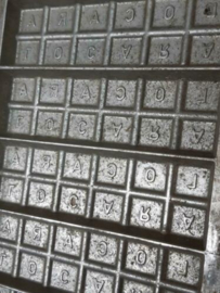 Oude Brocante Vertinde Metalen Matrijs Chocolade Mal Locara