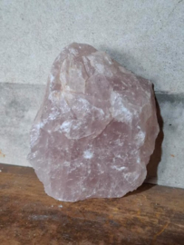 Ruwe Steen Roze Rozenkwarts  - Edelstenen 1350 gr
