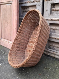 Oude Vintage Roemeense Rieten Mand