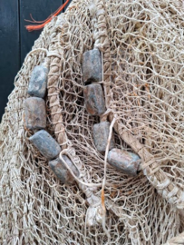 Oud Vintage Visnet Creme met Touw Lood en Haken