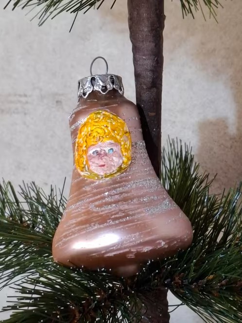 Oude Vintage Kerstbal 9007 Klokje