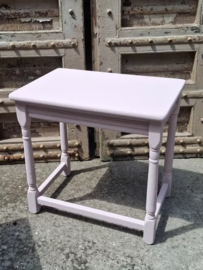 Oude Brocante Houten Krukje Tafeltje Restyle Mat Roze