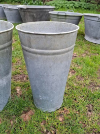 Oude Brocante Zinken Vaas