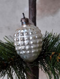 Oude Antiek Vintage Kerstbal 8756 Dennenappel Feathertree