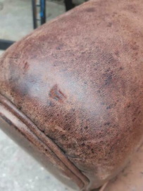 Oude Antieke Leren Clubfauteuil Fauteuil Moustache