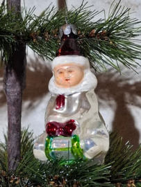 Oude Antieke Vintage Kerstbal 10082 USSR Jongen op Slee