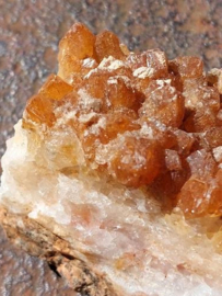 Cluster Geode Ruwe Citrien Citroenkwarts - Mineralen
