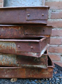 Oude Brocante Metalen Bakvorm Bakblik Bakje