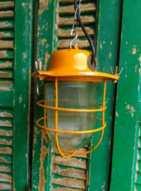 Oude Industriele Bully Hanglamp Lamp Kooilamp Bunkerlamp Oranje