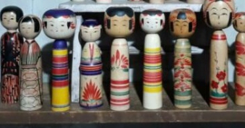 Oude Vintage Kokeshi Dolls Poppen Gelukspop