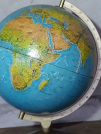 Oude Vintage Wereldbol Globe 1970 Relief