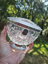 Oude Vintage Engelse Pique Fleur Flowerbowl Bloemensteker Kristal