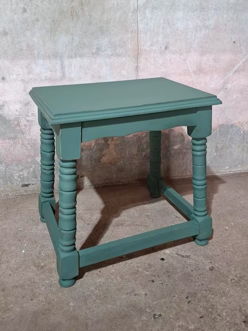 Oude Brocante Houten Krukje Tafeltje Restyle Mat Groen