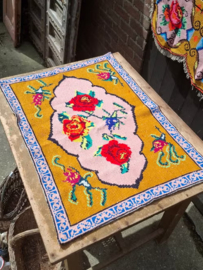Oude Vintage Moldavische Rozenkelim Oostblok Vloerkleed