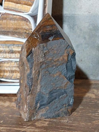 Tijgerijzer Tijgeroog Geslepen Punt Ruwe Steen - Mineralen