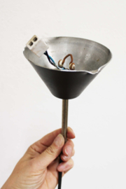 Vintage hanglamp met Space Age design. Retro lamp.