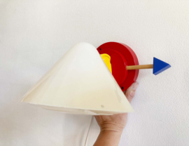Vintage STOJA wandlamp van IKEA. Retro Memphis stijl lampje, nr 1