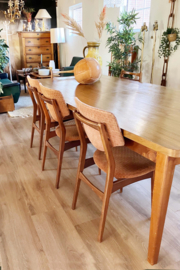 Enorm grote houten vintage eettafel. XXL uitschuifbare retro tafel.