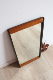 Vintage spiegel in hout / zwart metalen lijst. Retro design wandspiegel