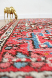 Roze vintage tapijtje / deur / badmat. Handgemaakt kleurrijk vloerkleed.