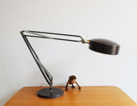 Industriele retro design lamp - Hala. Vintage bureaulamp met zwenk arm.