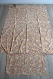 Vintage bloemetjes dekbedovertrek. Oranje / groen / bruin retro beddengoed