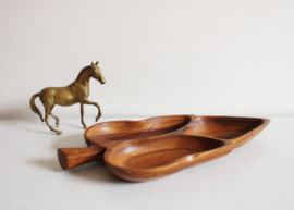 Teak houten vintage schaal in blad vorm. Bohemien bord met vakken
