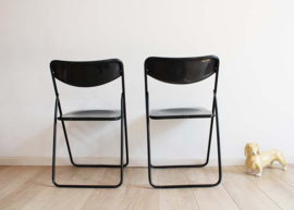 Zwarte vintage klapstoelen - Ted- IKEA. Retro design stoelen - Niels Gammelgaard